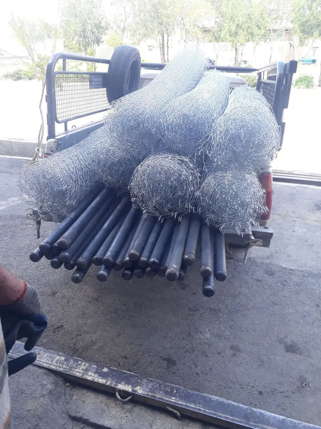 تولیدی فنس وپایه فنس|خدمات باغبانی و درختکاری|شازند, |دیوار