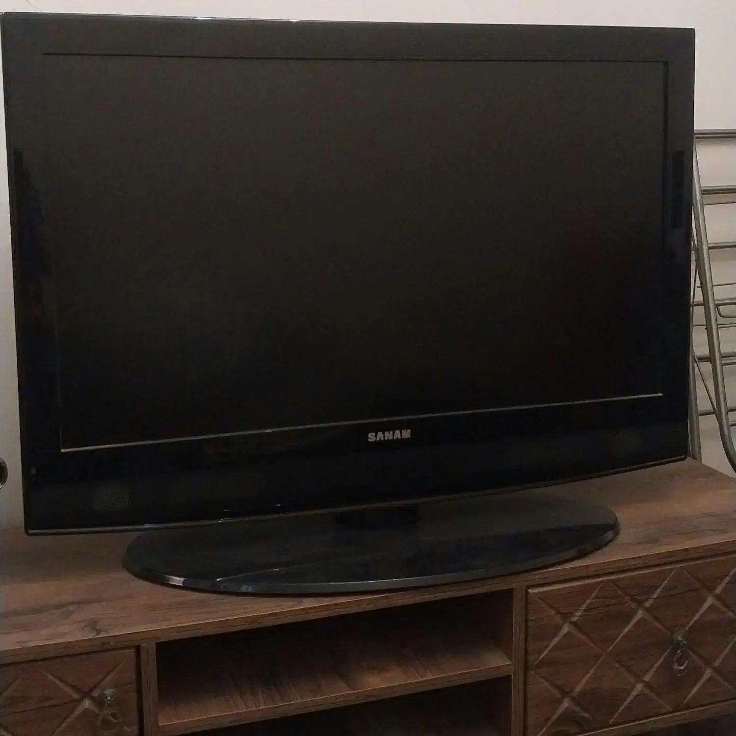 تلویزیون ال سی دی صنام|تلویزیون و پروژکتور|تهران, سنگلج (شاپور)|دیوار