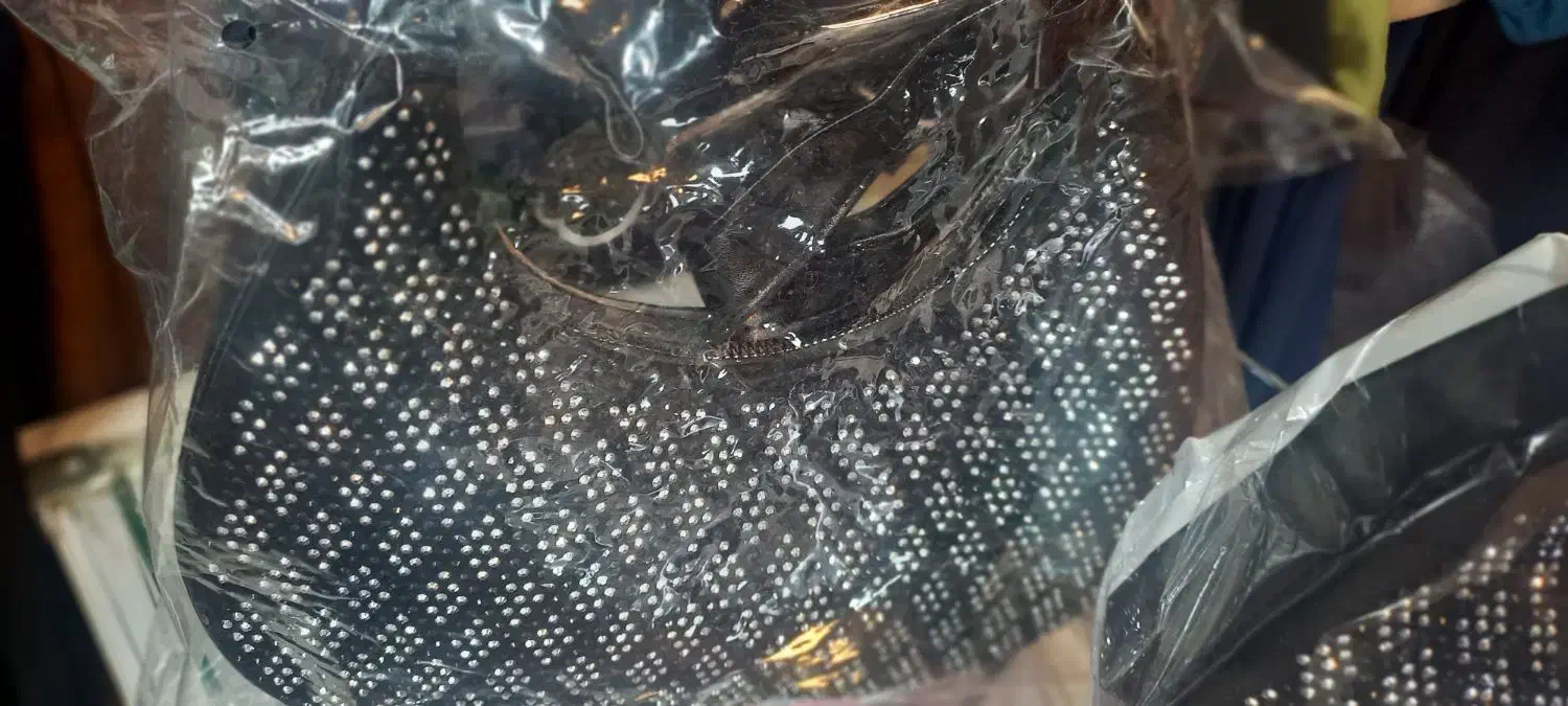 کیف دستی|کیف، کفش، کمربند|بابل, |دیوار