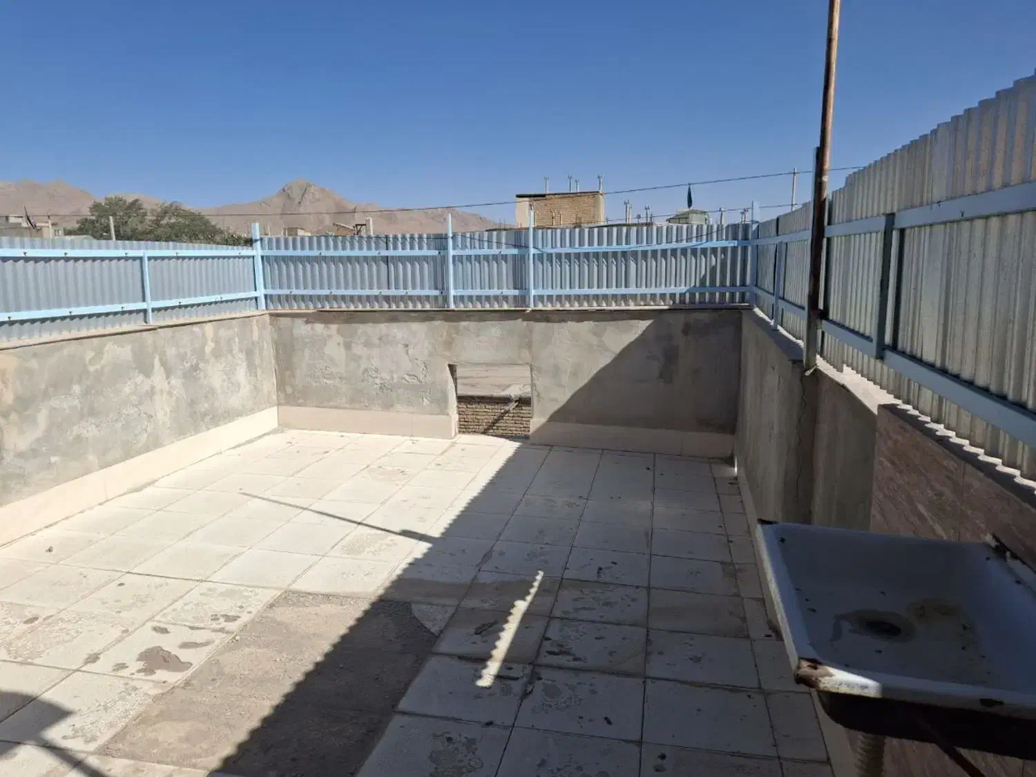 فروش ملک تجاری +یک سوئیت|فروش مغازه و غرفه|بن, |دیوار