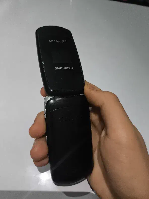 گوشی ساده تاشو مایل به معاوضه|موبایل|سقز, |دیوار