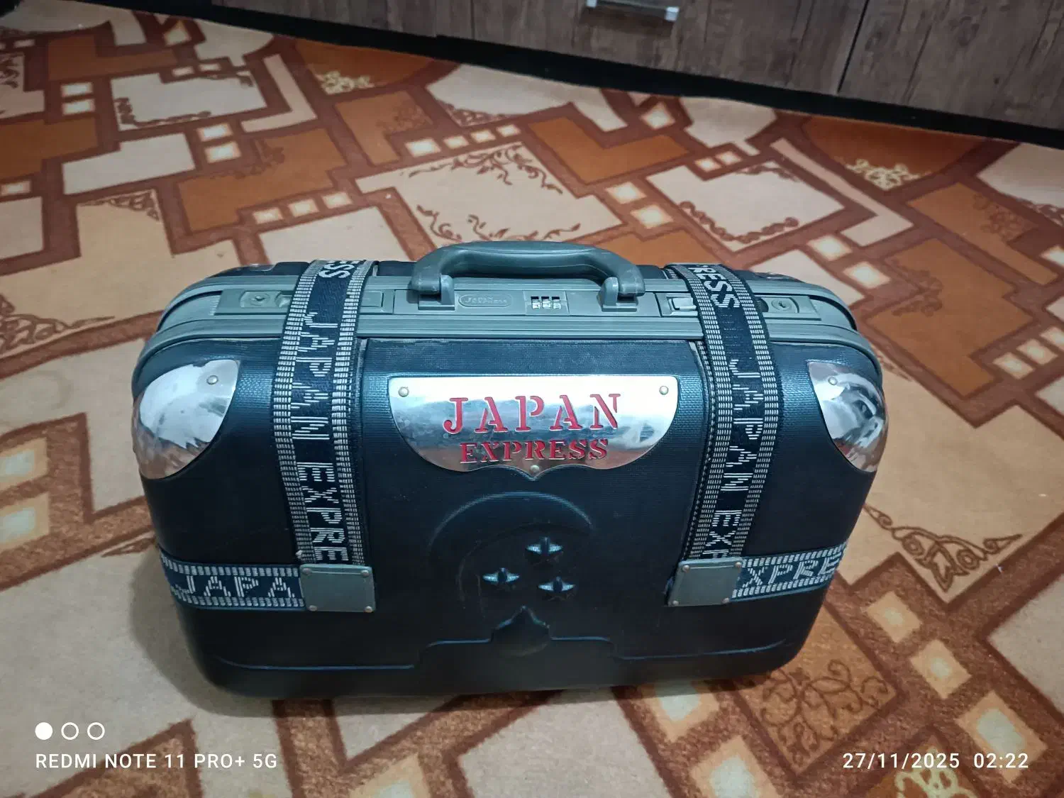 چمدان مسافرتی|کیف، کفش، کمربند|اهواز, سپیدار|دیوار