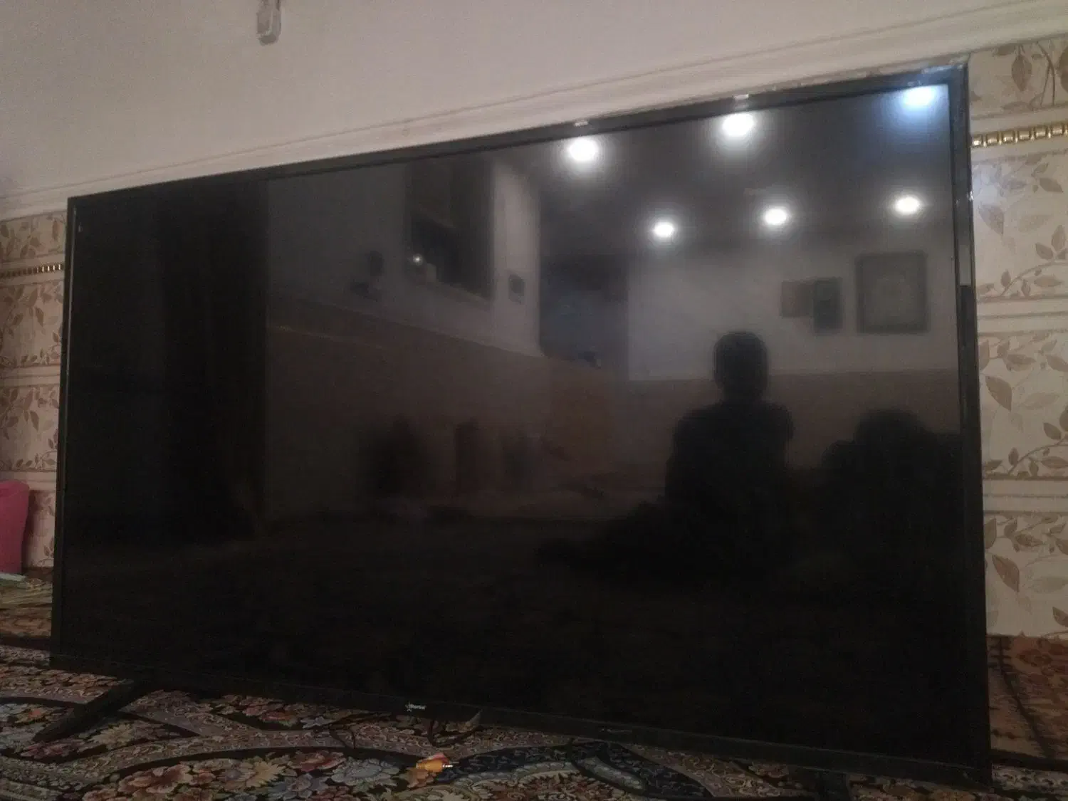 تلویزیون خراب|تلویزیون و پروژکتور|قشم, |دیوار