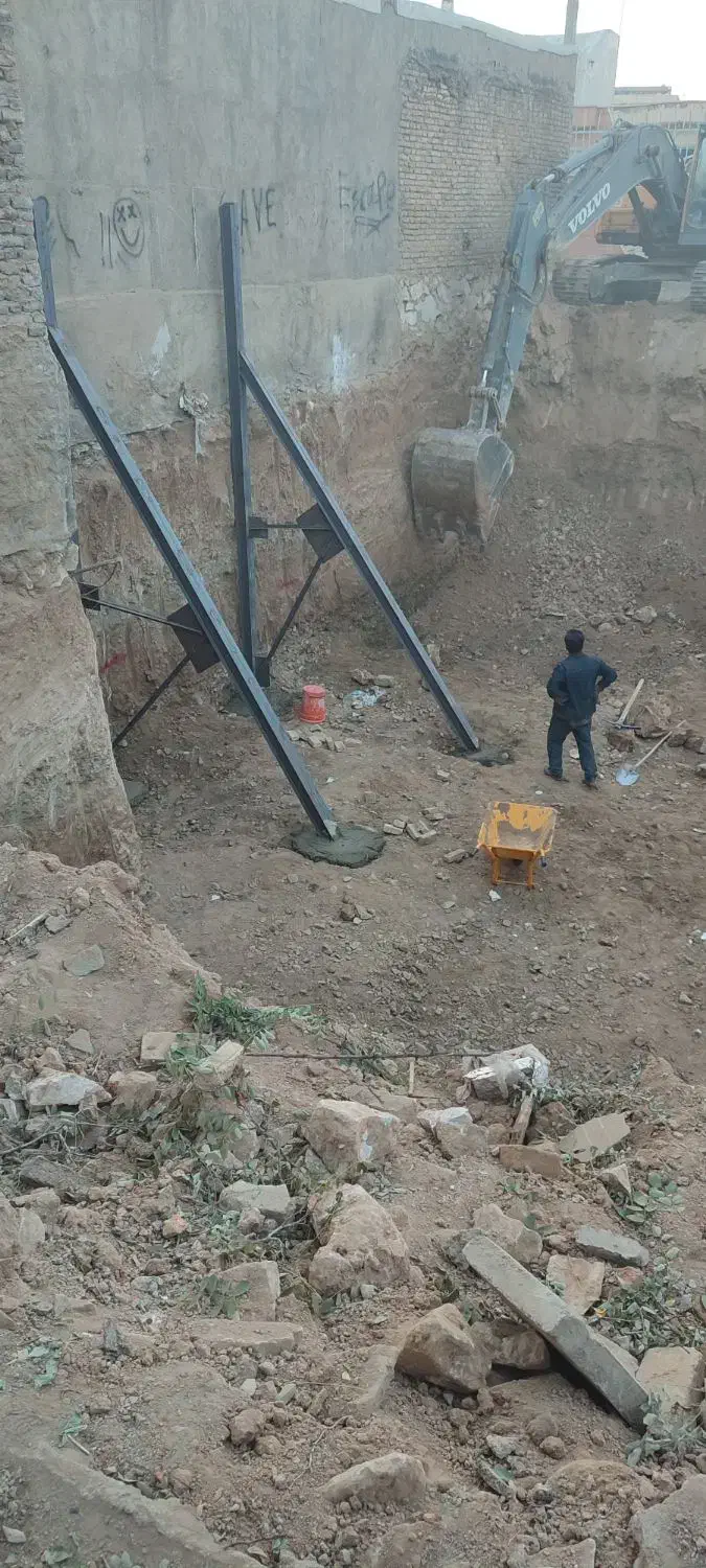 جوشکاری و سوله سازی برشکاری جوانمردی|خدمات پیشه و مهارت|قروه, |دیوار