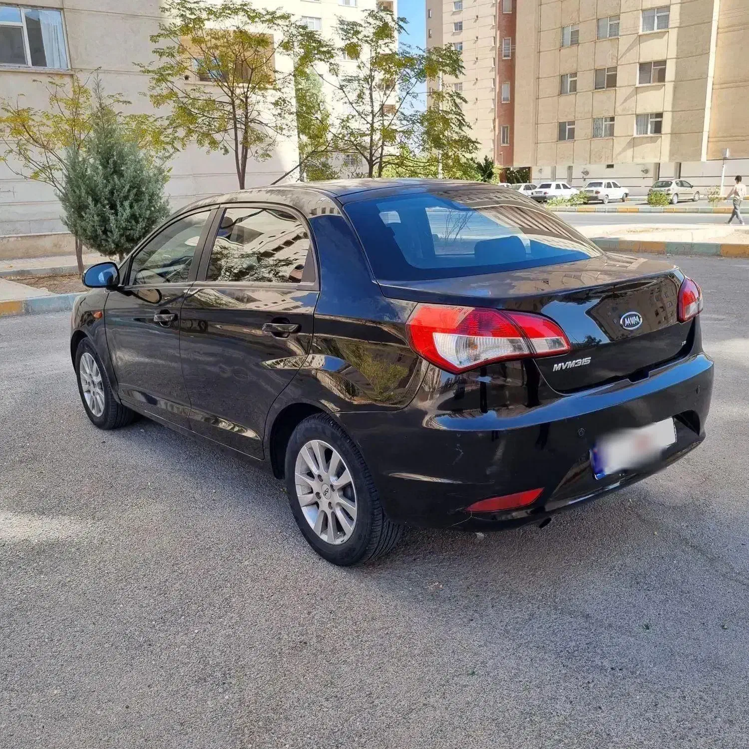 ام وی ام ۳۱۵ صندوق دار|خودرو سواری و وانت|فولادشهر, C8|دیوار