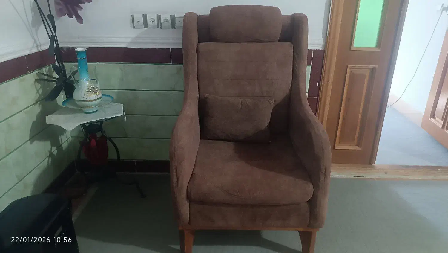 مبل هفت نفره بزرگ|مبلمان خانگی و میز عسلی|علی‌آباد کتول, |دیوار