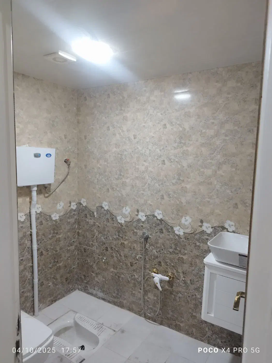 سنددار ۱۰۵m توشیبا باهنر بیانی پیامنور کوی طالقانی|فروش آپارتمان|رشت, آب و برق|دیوار