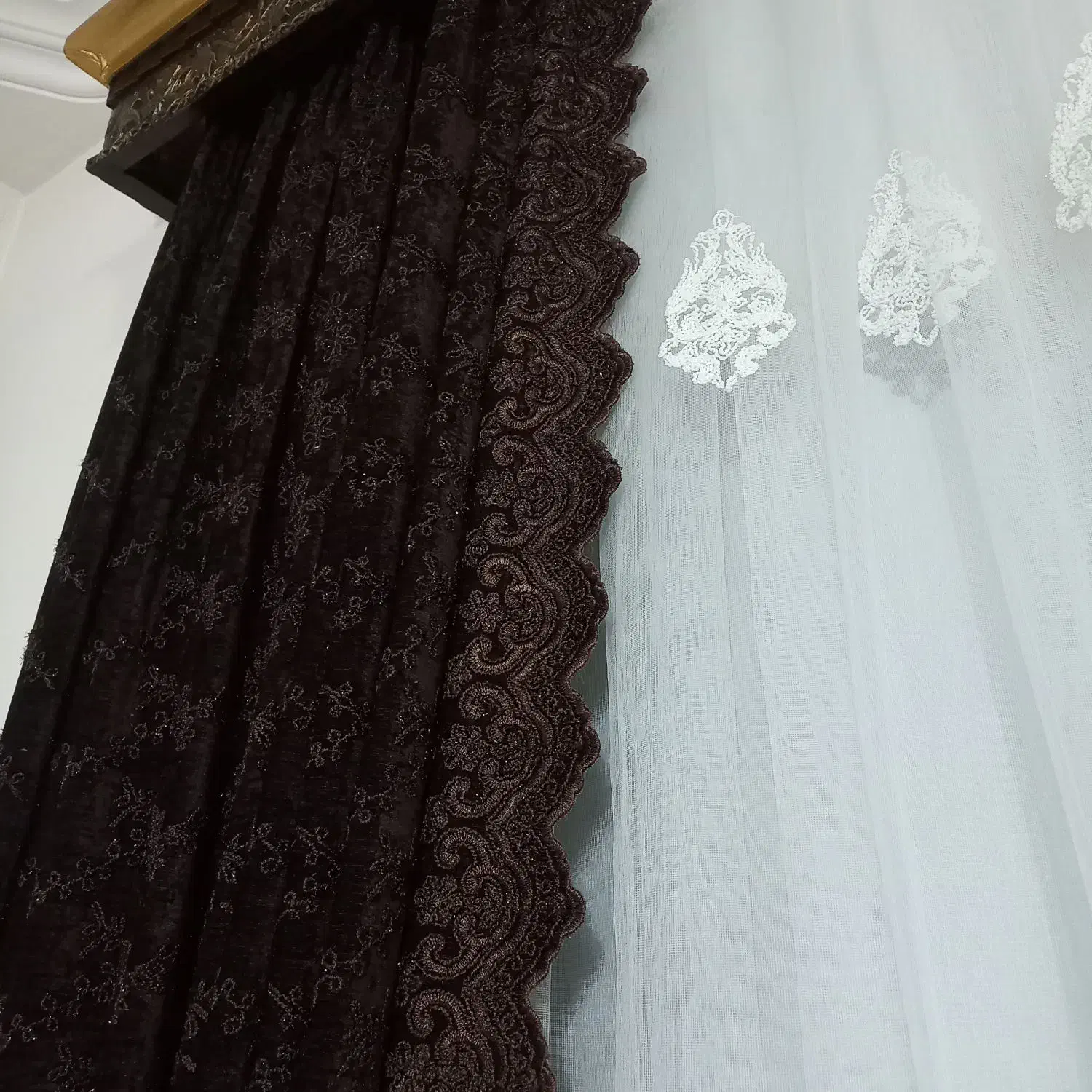 پرده پذیرایی با والان و کتیبه و میل پرده|پرده، رانر، رومیزی|رشت, آزادگان|دیوار