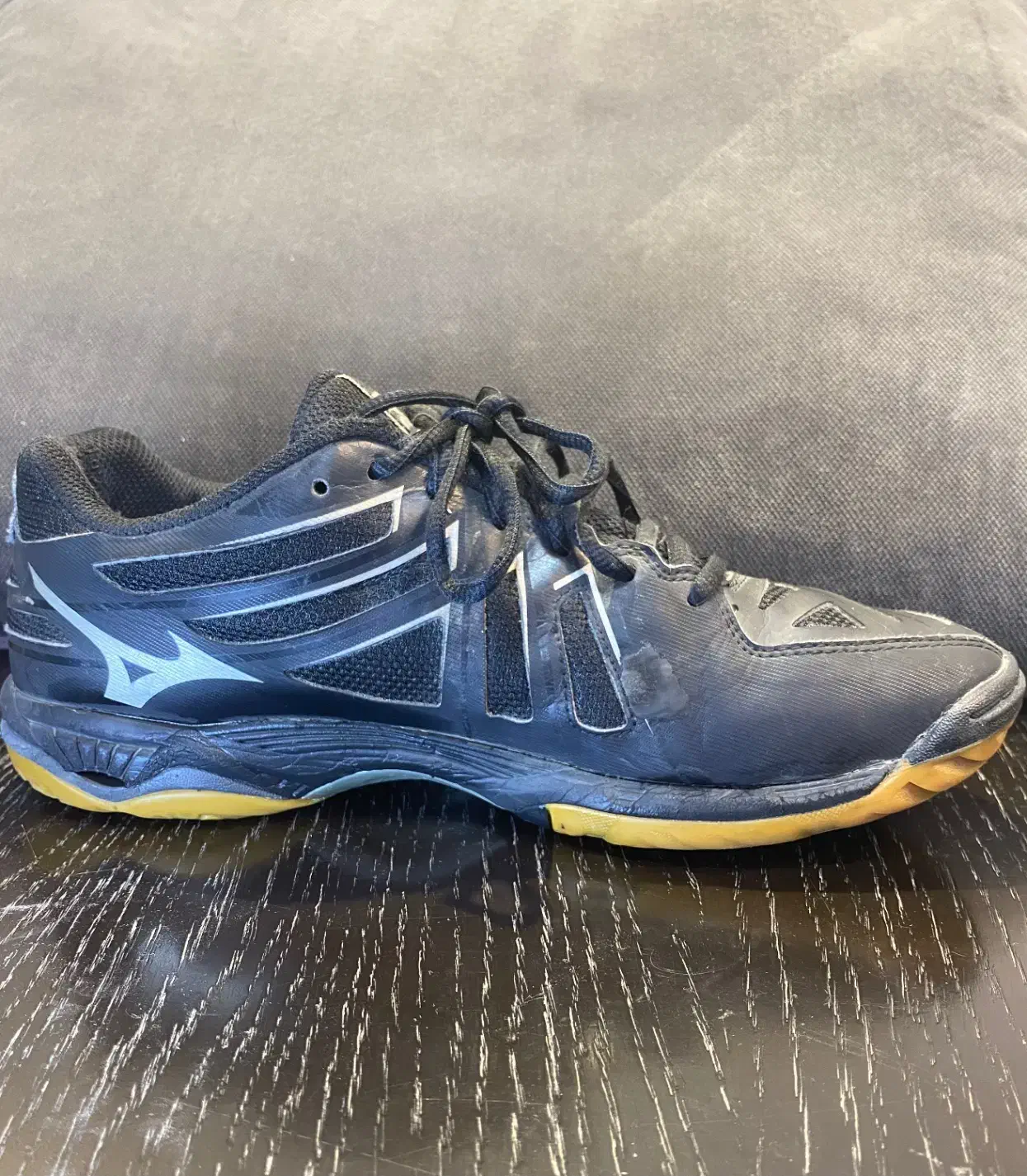 کفش ورزشی میزانو|کیف، کفش، کمربند|ساری, |دیوار