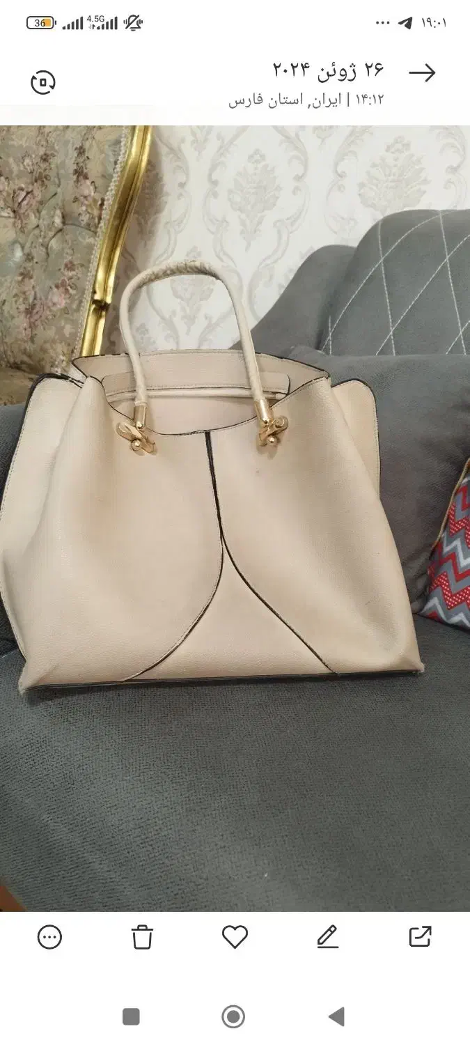 کیف وکفش|کیف، کفش، کمربند|شیراز, کوشک میدان|دیوار