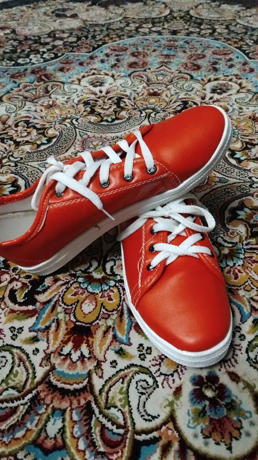 کفش ورزشی|کیف، کفش، کمربند|قوچان, |دیوار