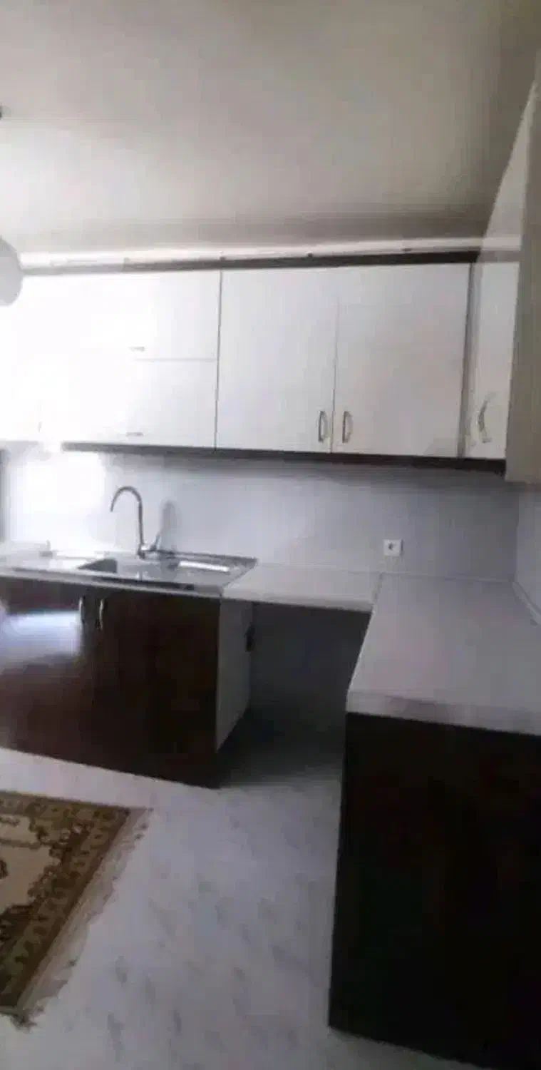 حیاط دو طبقه دربست کوی فیروز کارپیشه|اجارهٔ خانه و ویلا|تبریز, |دیوار