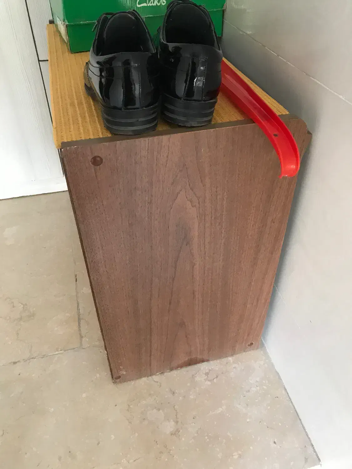 جاکفشی|جاکفشی، کمد، دراور|تهران, خاک سفید|دیوار