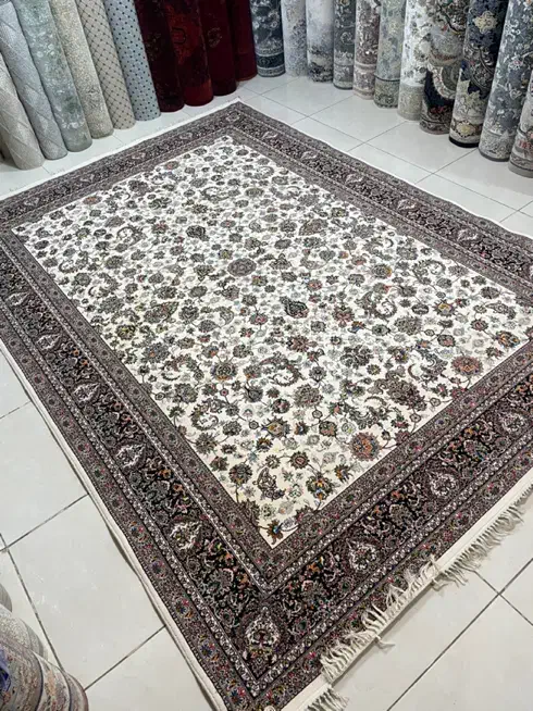 یک عدد فرش ۷۰۰ شانه بدون هیچ آسیب دیدگی آکرلیک|فرش|قزوین, |دیوار