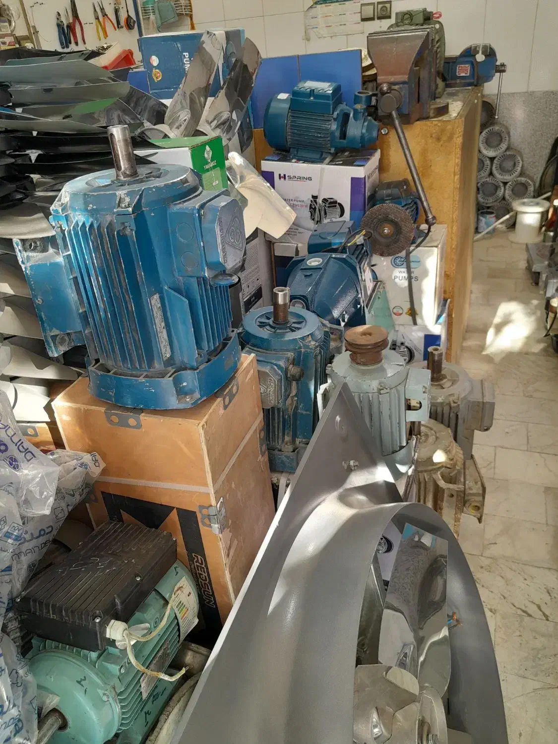 سیم پیچی الکتروتکنیک|ماشین‌آلات صنعتی|تربت‌حیدریه, باغ سلطانی|دیوار