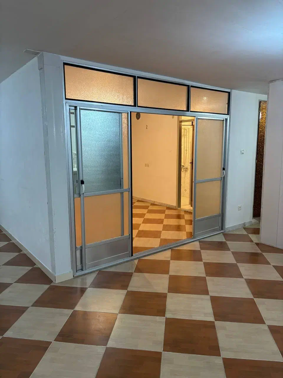 طبقه همکف راه جدا مدرس|اجارهٔ آپارتمان|خمین, |دیوار