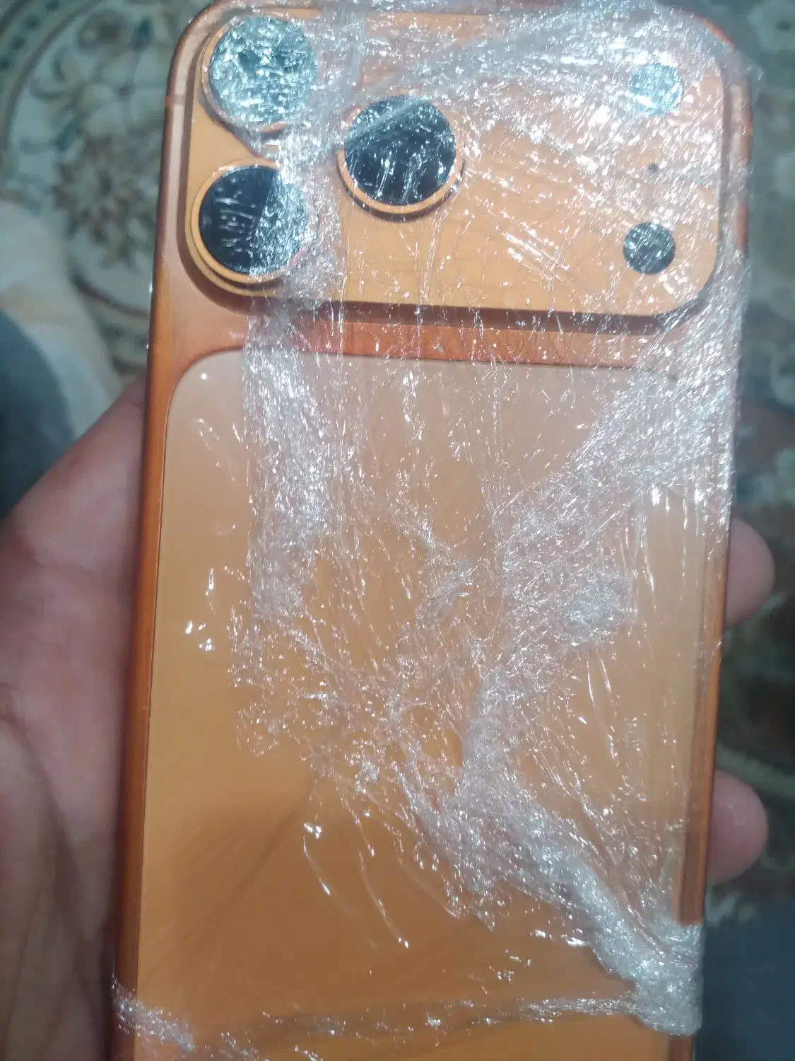 اپل ۱۷ پرو در حد|موبایل|اصفهان, مارچین|دیوار