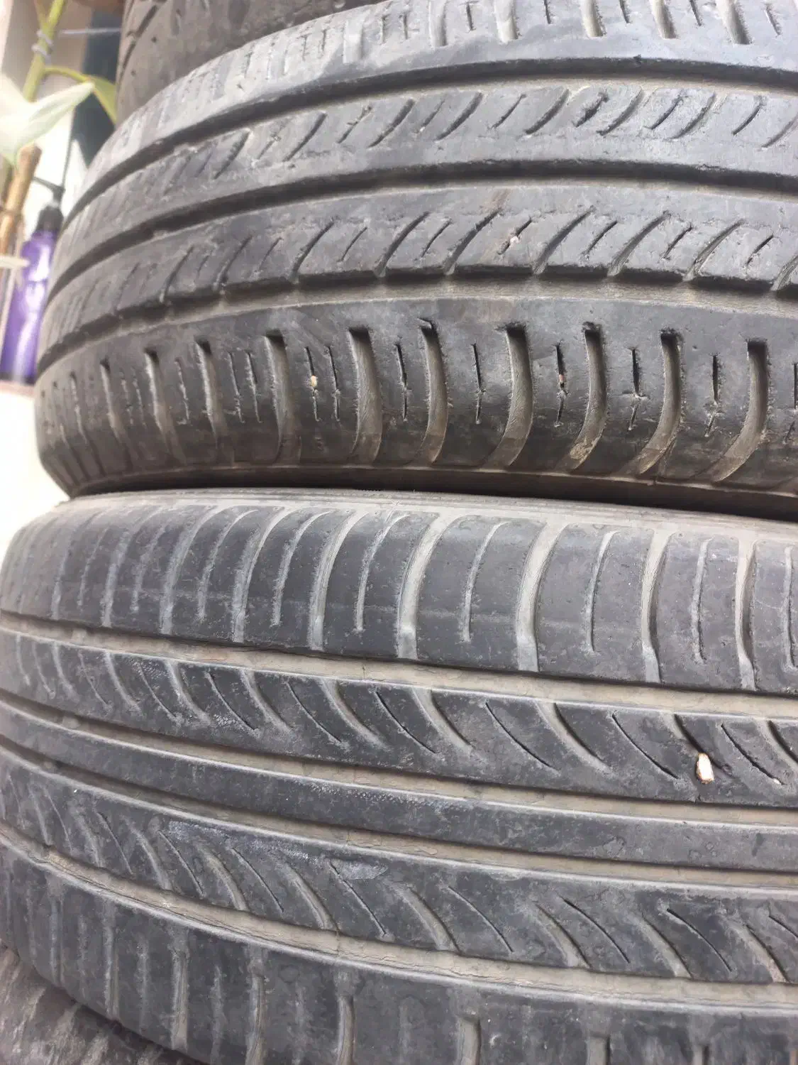 لاستیک سایز ۱۵ حدود ۶۰ در صد سالم ۱۸۵ و ۱۹۵|قطعات یدکی و لوازم جانبی|شیراز, سعدیه شمالی|دیوار