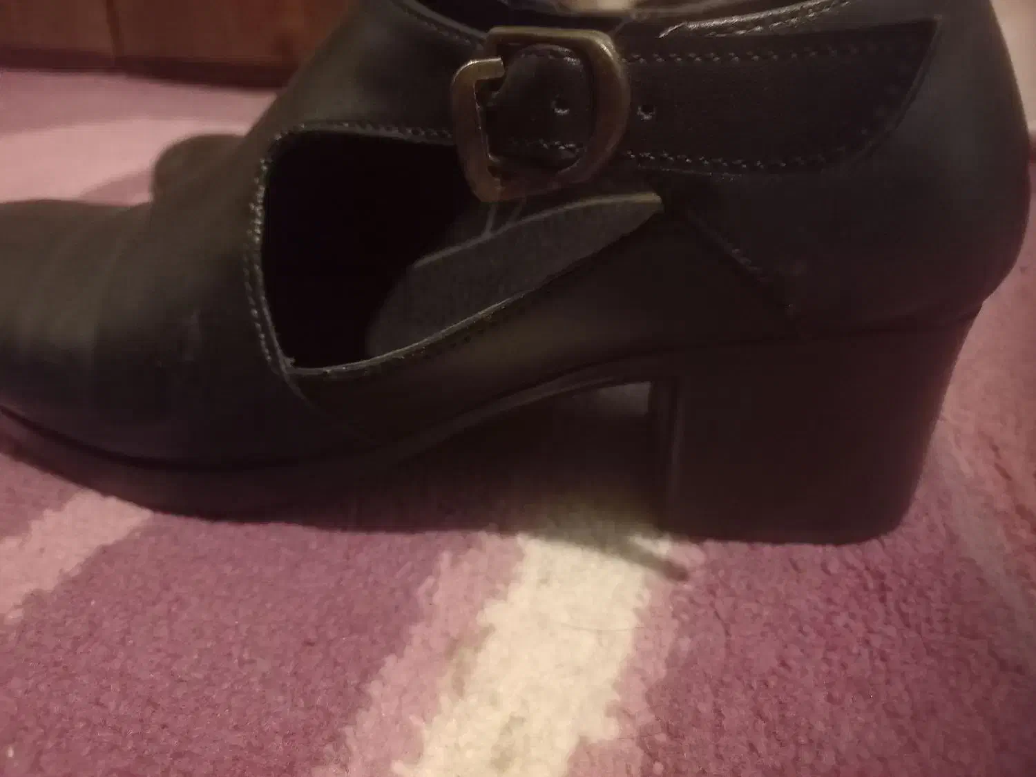 کفش|کیف، کفش، کمربند|علی‌آباد کتول, |دیوار