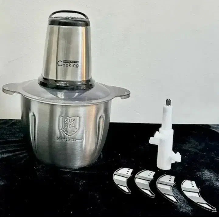 خردکن آکبند برای روز مادر|خردکن، آسیاب، غذاساز|قم, قلعه کامکار|دیوار