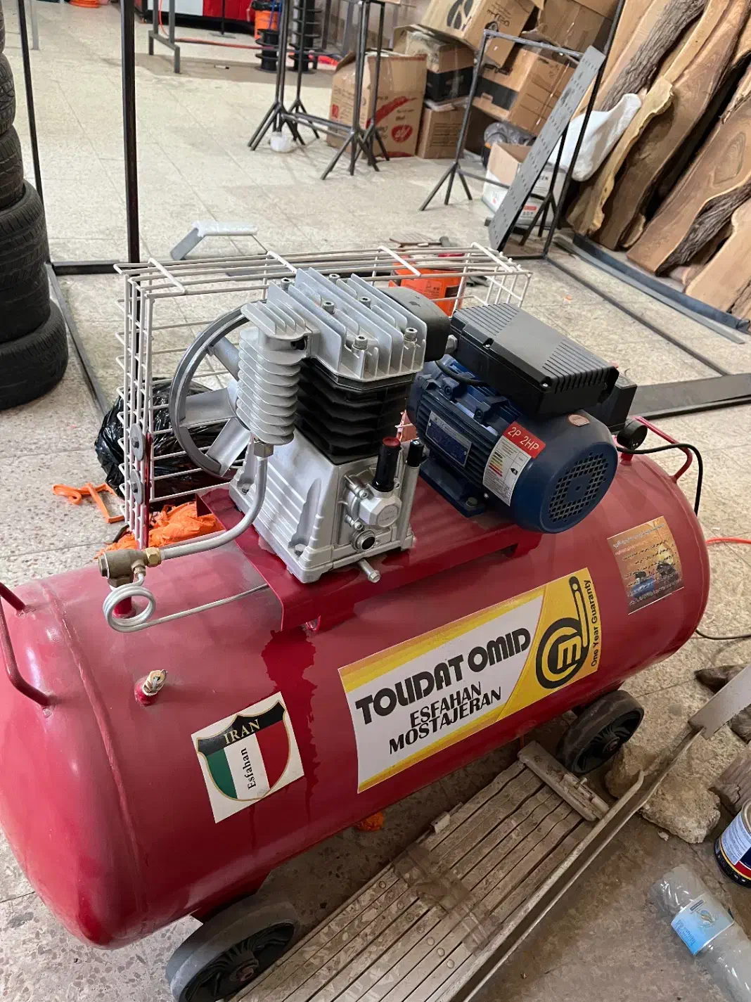 کمپرس باد ۲۵۰ لیتری|ابزارآلات|خمینی‌شهر, |دیوار