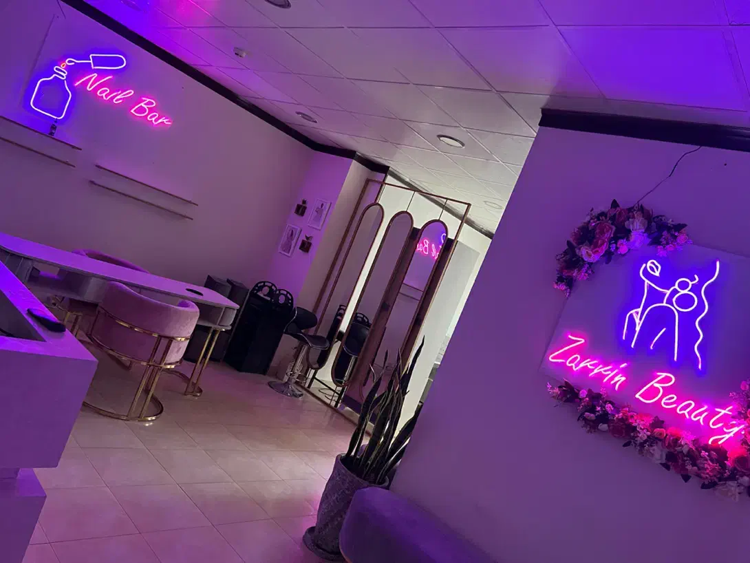 یک نفر ناخنکار|استخدام درمانی، زیبایی، بهداشتی|قزوین, |دیوار