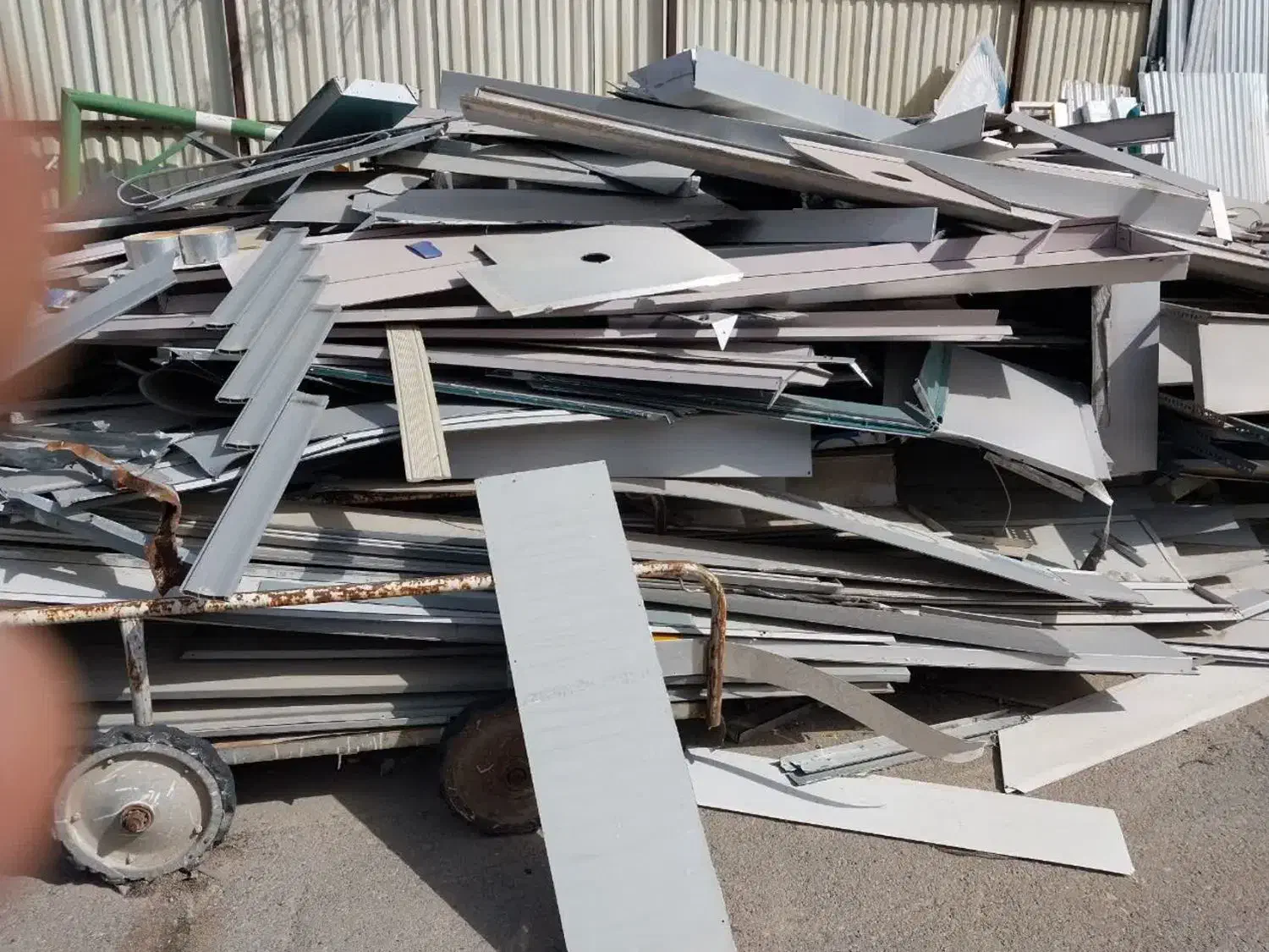 خرید ضایعات ورق کامپوزیت نما|خدمات پیشه و مهارت|خاوران, |دیوار