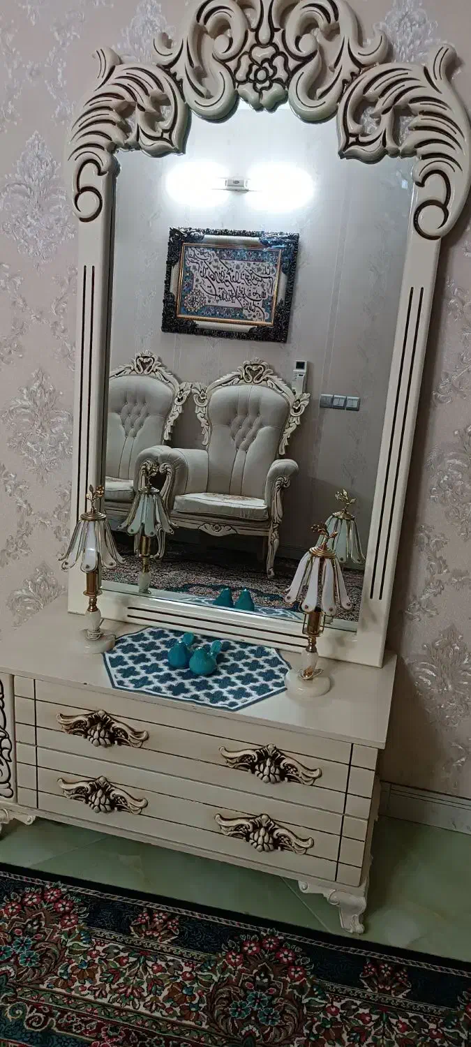 دلاور سفید|بوفه، ویترین، کنسول|مشهد, چهارچشمه|دیوار