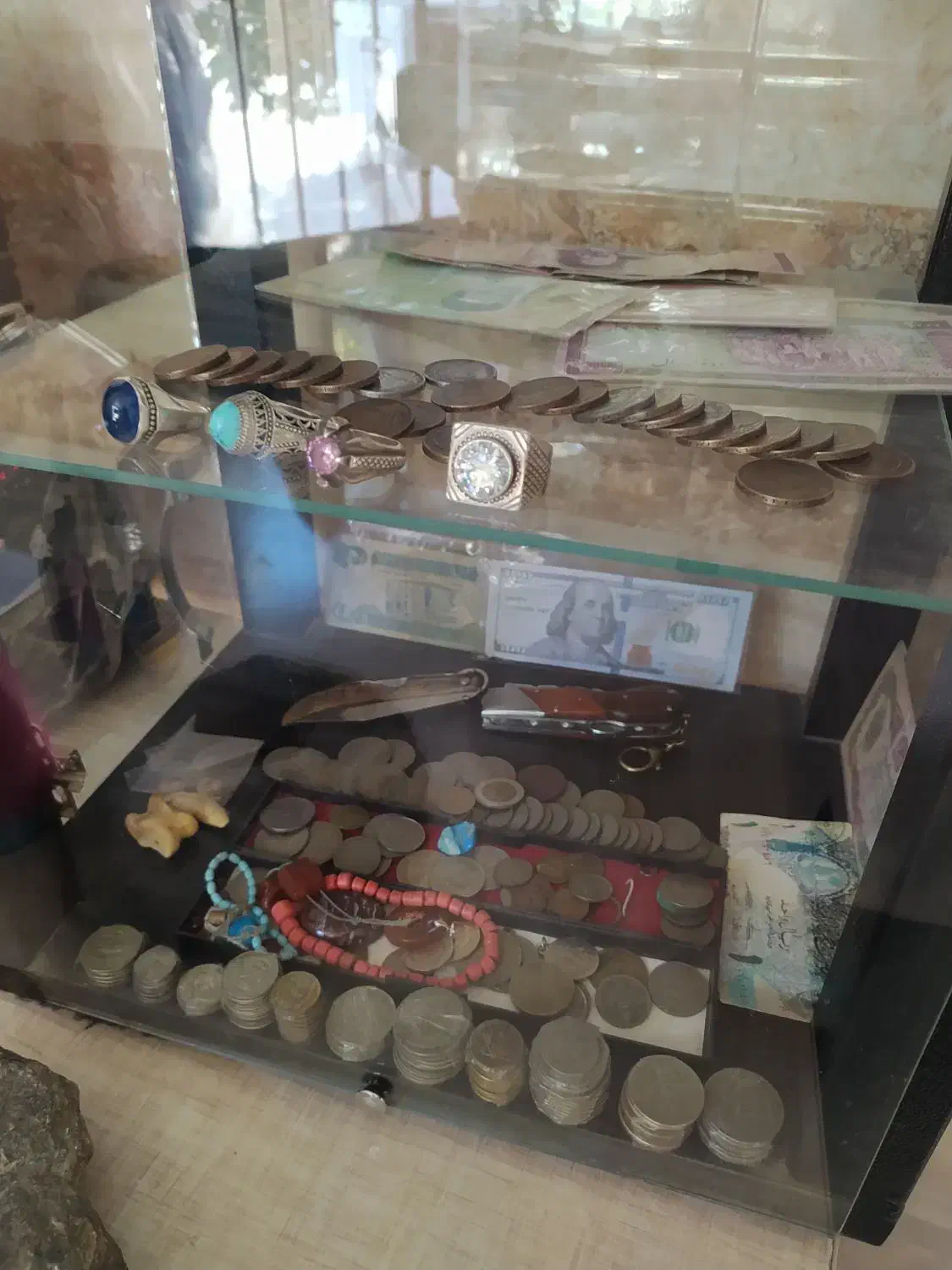 خرید وفروش وسایل انتیک وکلکسیونی|کلکسیون اشیاء عتیقه|سقز, |دیوار