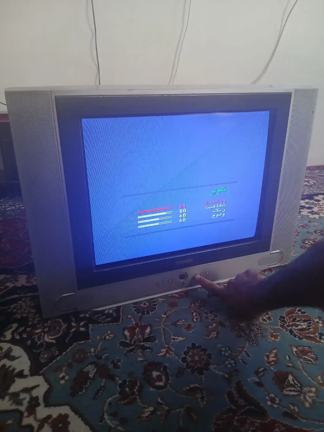 تلویزیون21 اینچ|تلویزیون و پروژکتور|مشهد, شهید احمدی روشن|دیوار