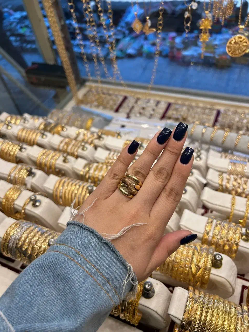 انگشترِ زیبا|جواهرات|شوش, |دیوار