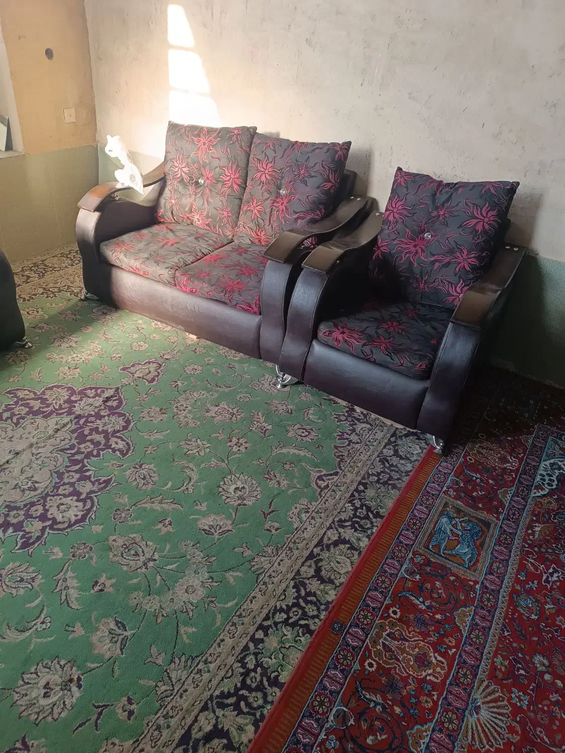 مبل ۷نفره|مبلمان خانگی و میز عسلی|جهرم, |دیوار