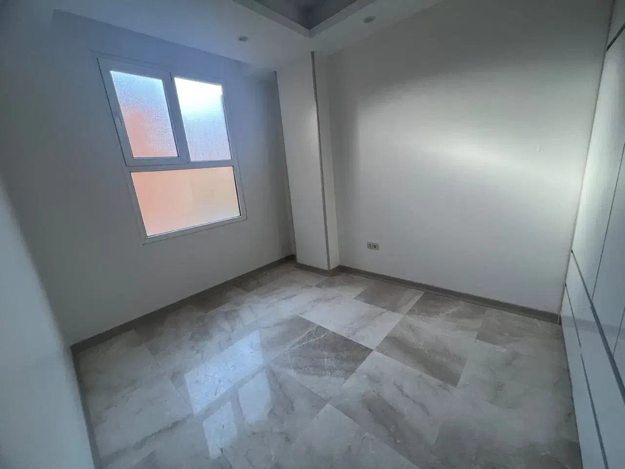 100 متر نوساز دروس