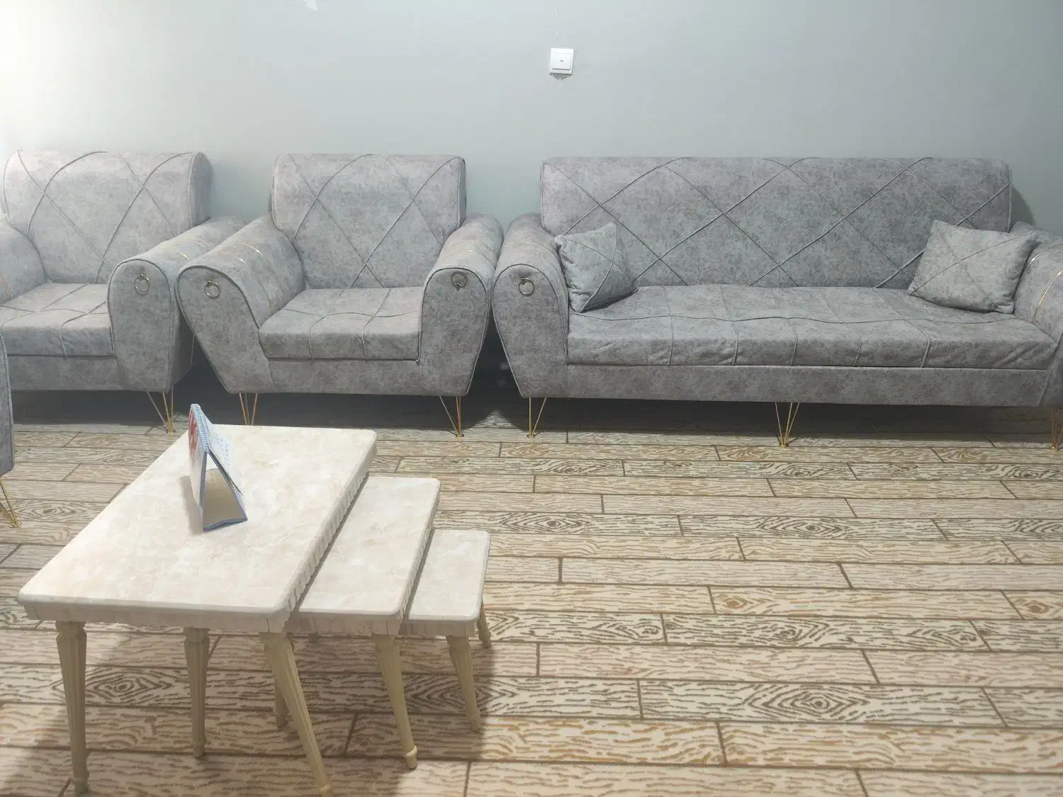 مبل اسکارلت ۷ نفره خیلی شیک|مبلمان خانگی و میز عسلی|کارون, |دیوار