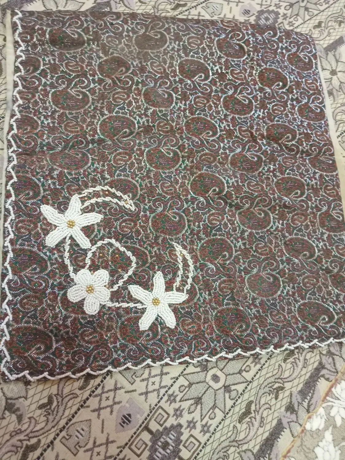 ترمه لب طاقچه ای دوتا تک دوتا باهم|پرده، رانر، رومیزی|قم, باجک سه|دیوار