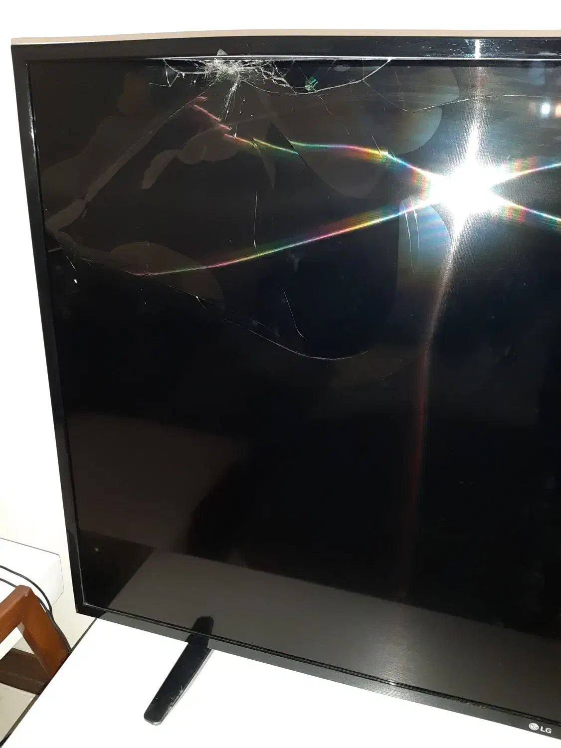 فروش تلویزیون شکسته|تلویزیون و پروژکتور|کرج, محمود آباد|دیوار