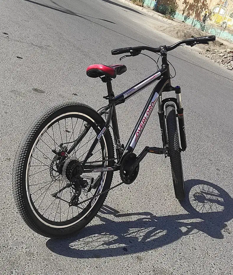 دوچرخه|دوچرخه، اسکیت، اسکوتر|قدس, شهرقدس|دیوار