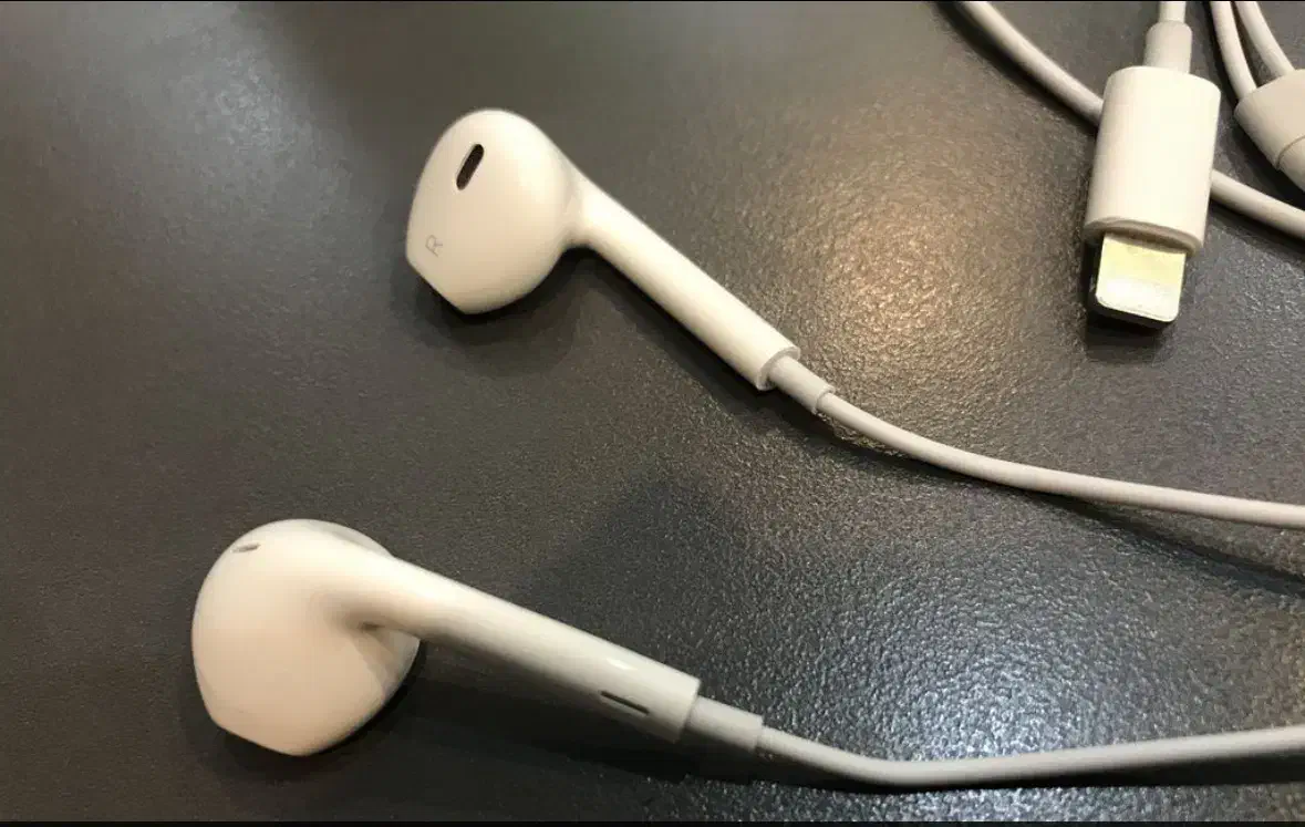 هندزفری آیفون|لوازم جانبی موبایل و تبلت|زنجان, |دیوار