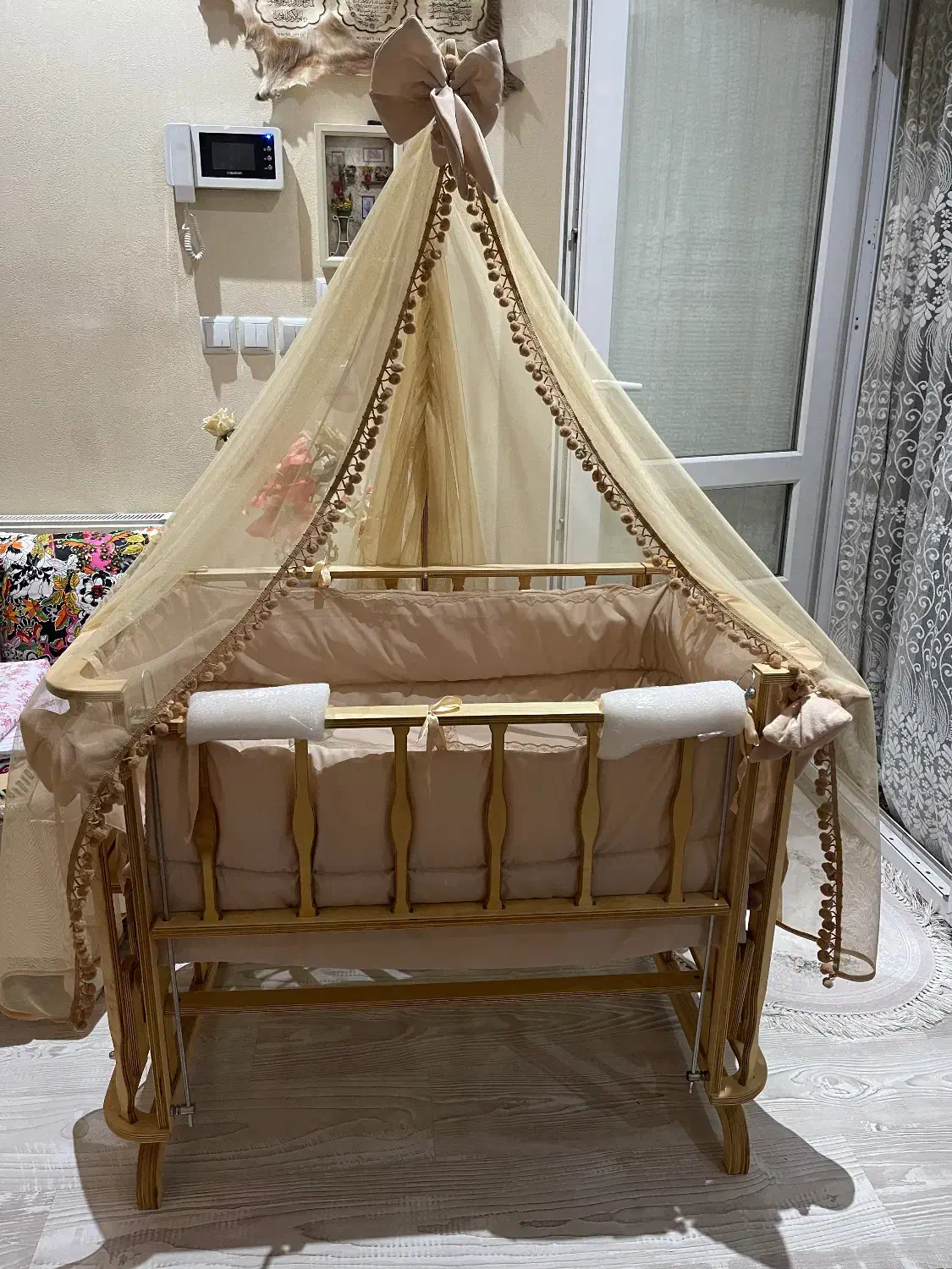 گهواره نوزاد|اسباب و اثاث بچه|خوی, |دیوار