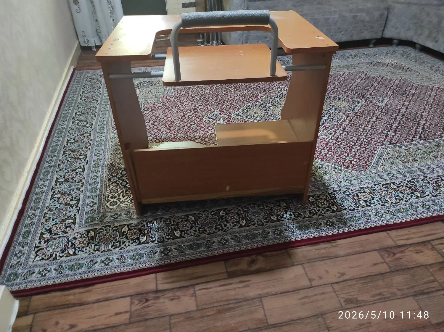 میز|میز تحریر و کامپیوتر|کارون, |دیوار
