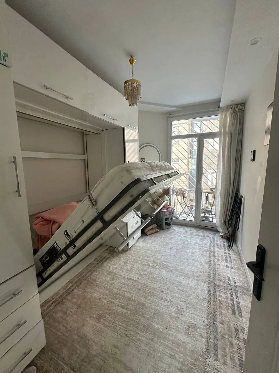 60متری /پارکینگ دار /فول بازسازی/معصل نکن - Altro