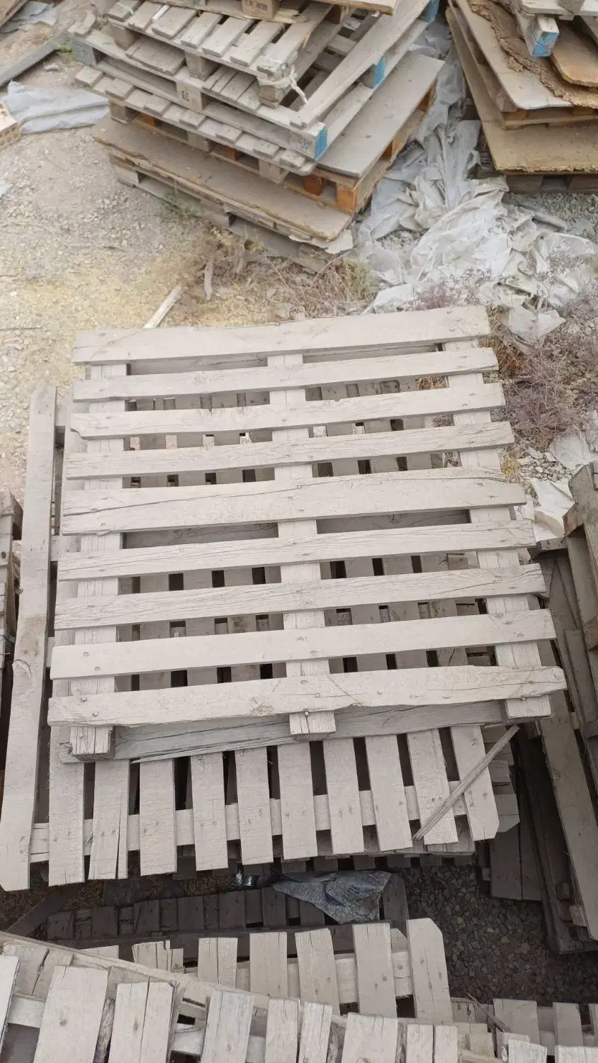 پالت چوبی|عمدهفروشی|ایوانکی, |دیوار