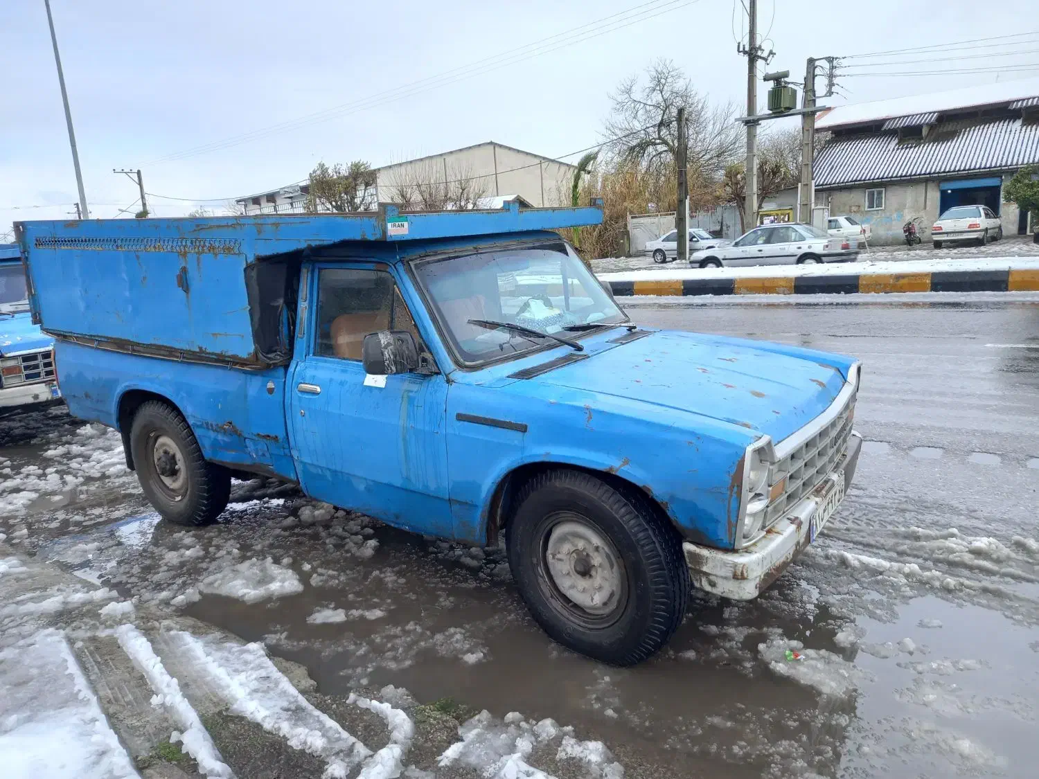 نیسان وانت ۸۱|خودرو سواری و وانت|رودسر, |دیوار