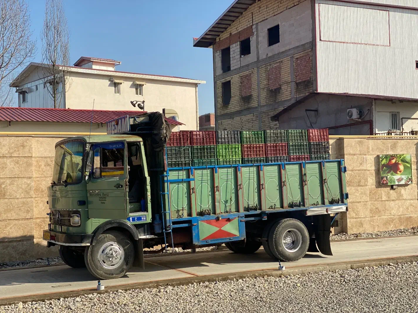 خاور ۶۰۸|خودرو سنگین|آستارا, |دیوار