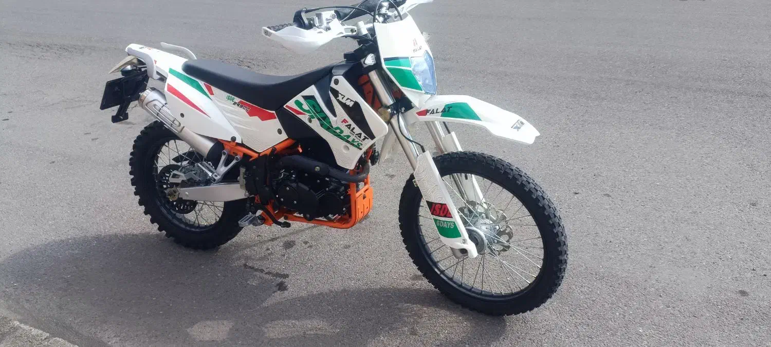 فلات 250|موتورسیکلت|سیاهکل, |دیوار