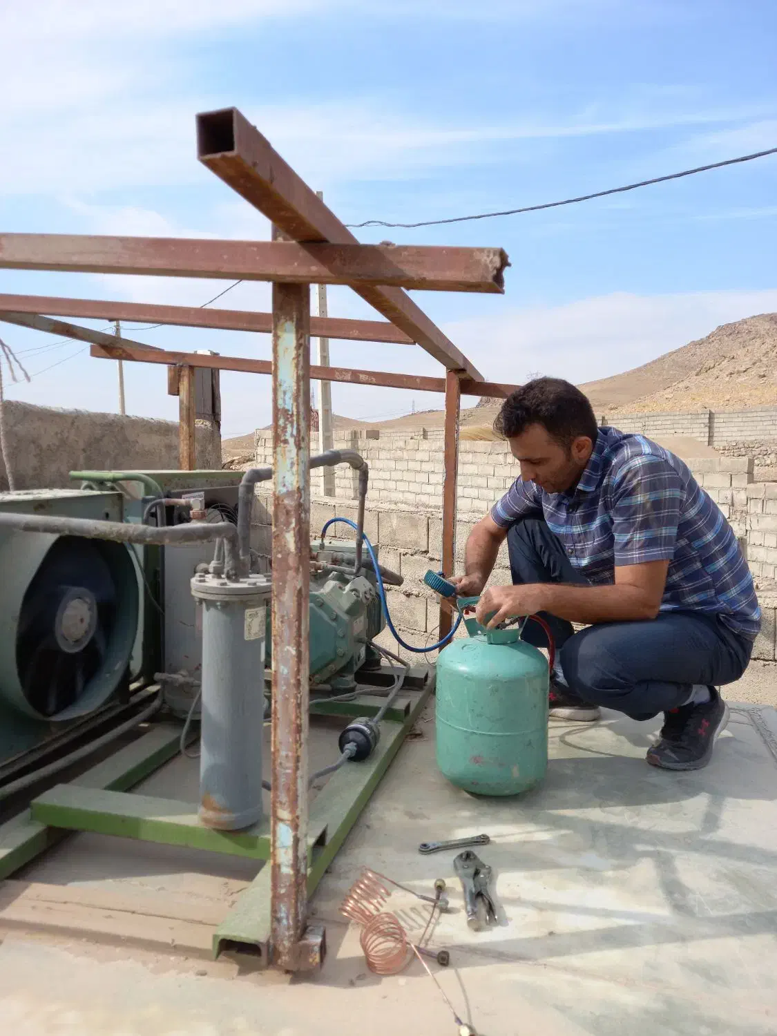 تعمیریخچال مغازه ی ویترینی (استادکار طهماسبی)|خدمات پیشه و مهارت|خرم‌آباد, |دیوار