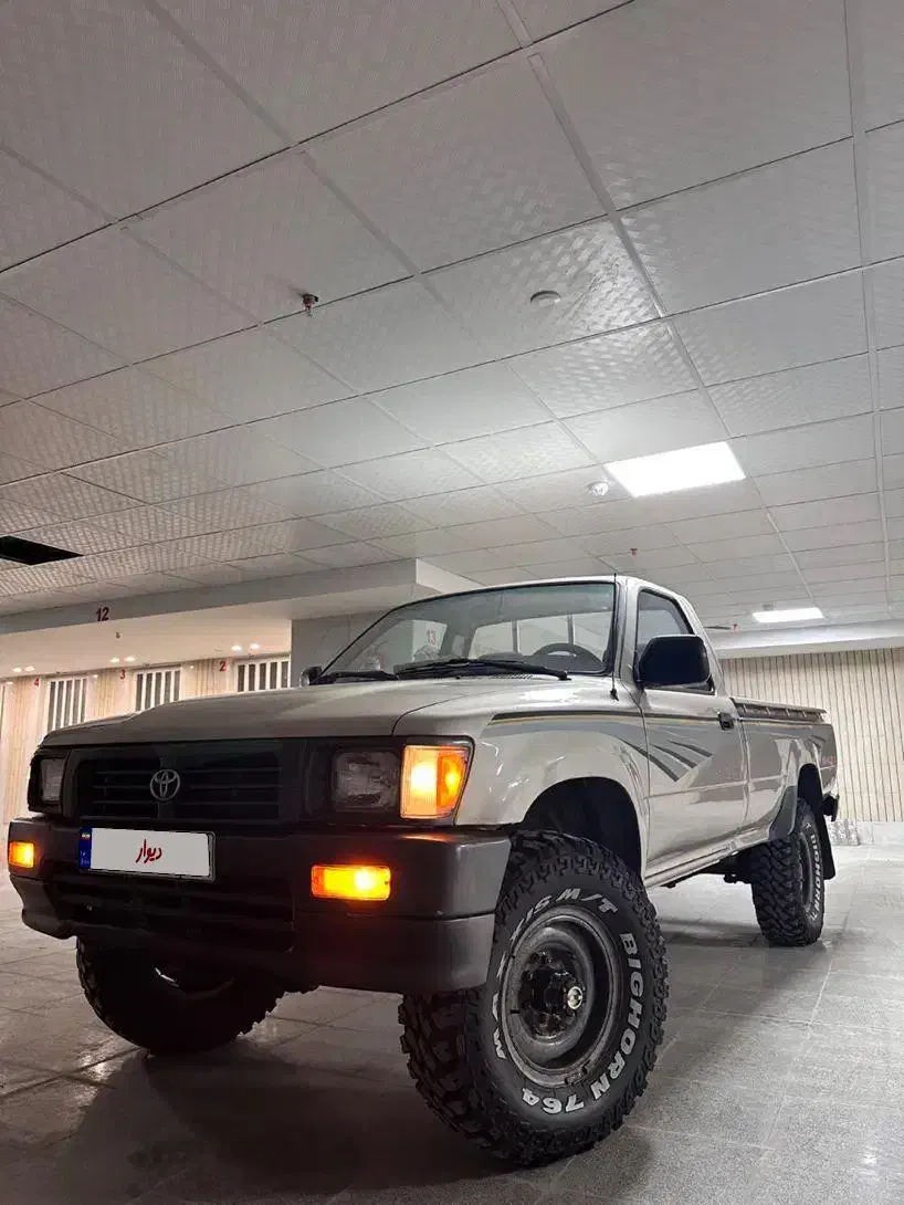 تویوتا هایلوکس پابلندمدل۱۹۹۷بیرنگ.بدون مشابه ایران|خودرو سواری و وانت|یزد, |دیوار