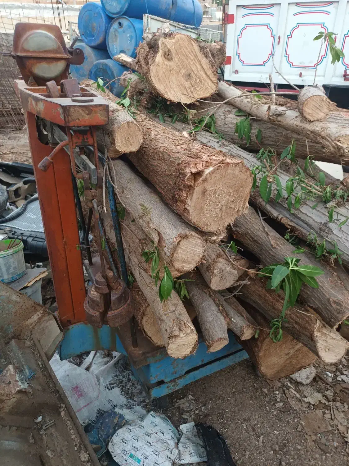 خرید چوب|خدمات باغبانی و درختکاری|مسجد سلیمان, |دیوار