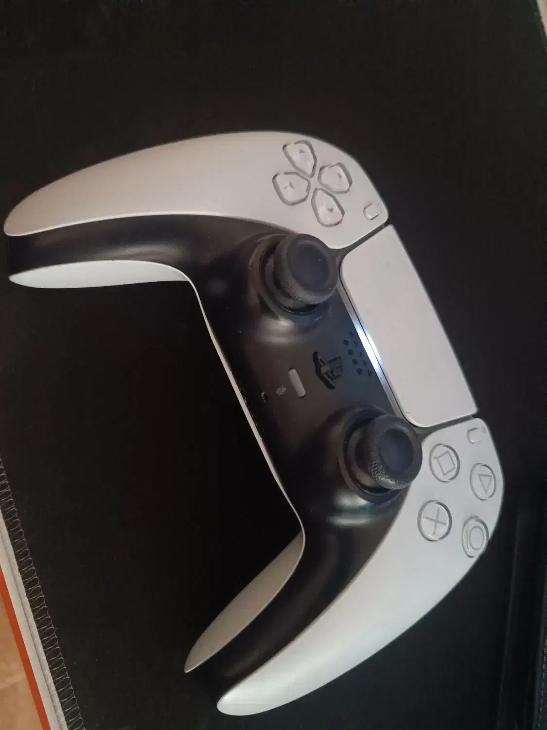 دسته ps5 کاملا سالم همراه با جعبه|کنسول، بازی ویدئویی و آنلاین|ری, شهادت|دیوار