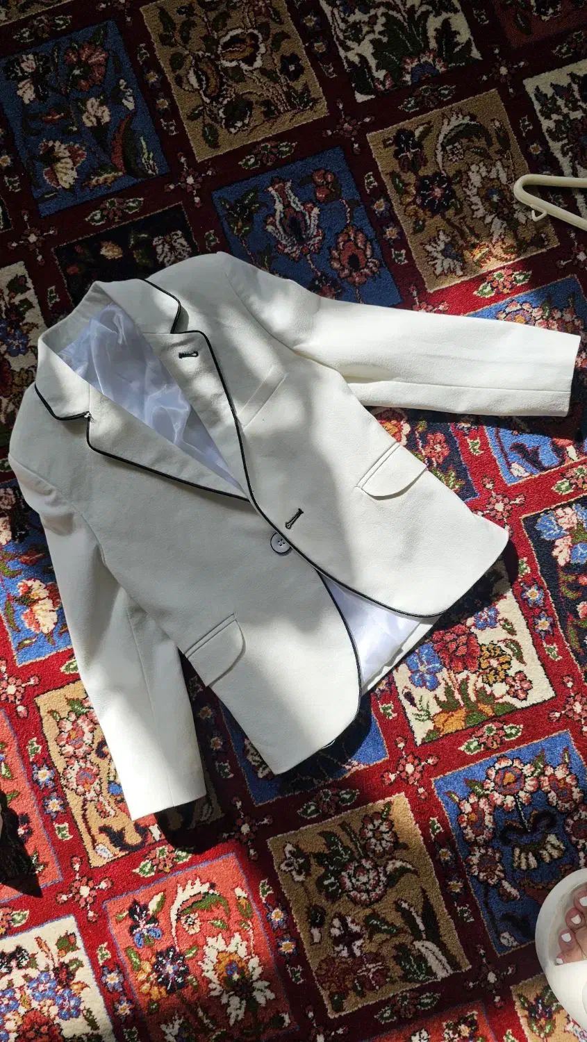 تعدادی لباس بچه گانه|کفش و لباس بچه|مبارکه, |دیوار